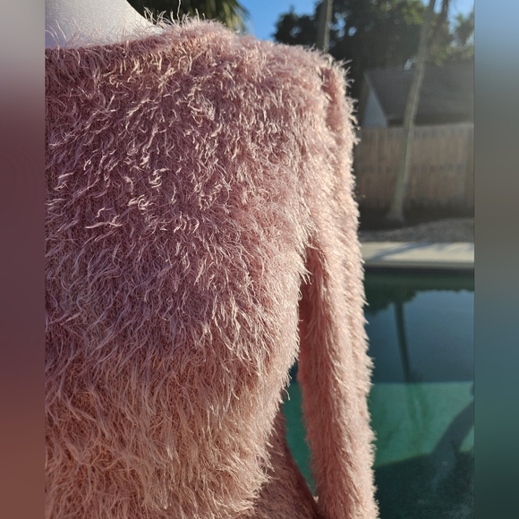 NEW Bershka Pink Fuzzy Sweater Size XS Cozy Knit Feminine Winter Girlhoodcore - Picture 4 of 11